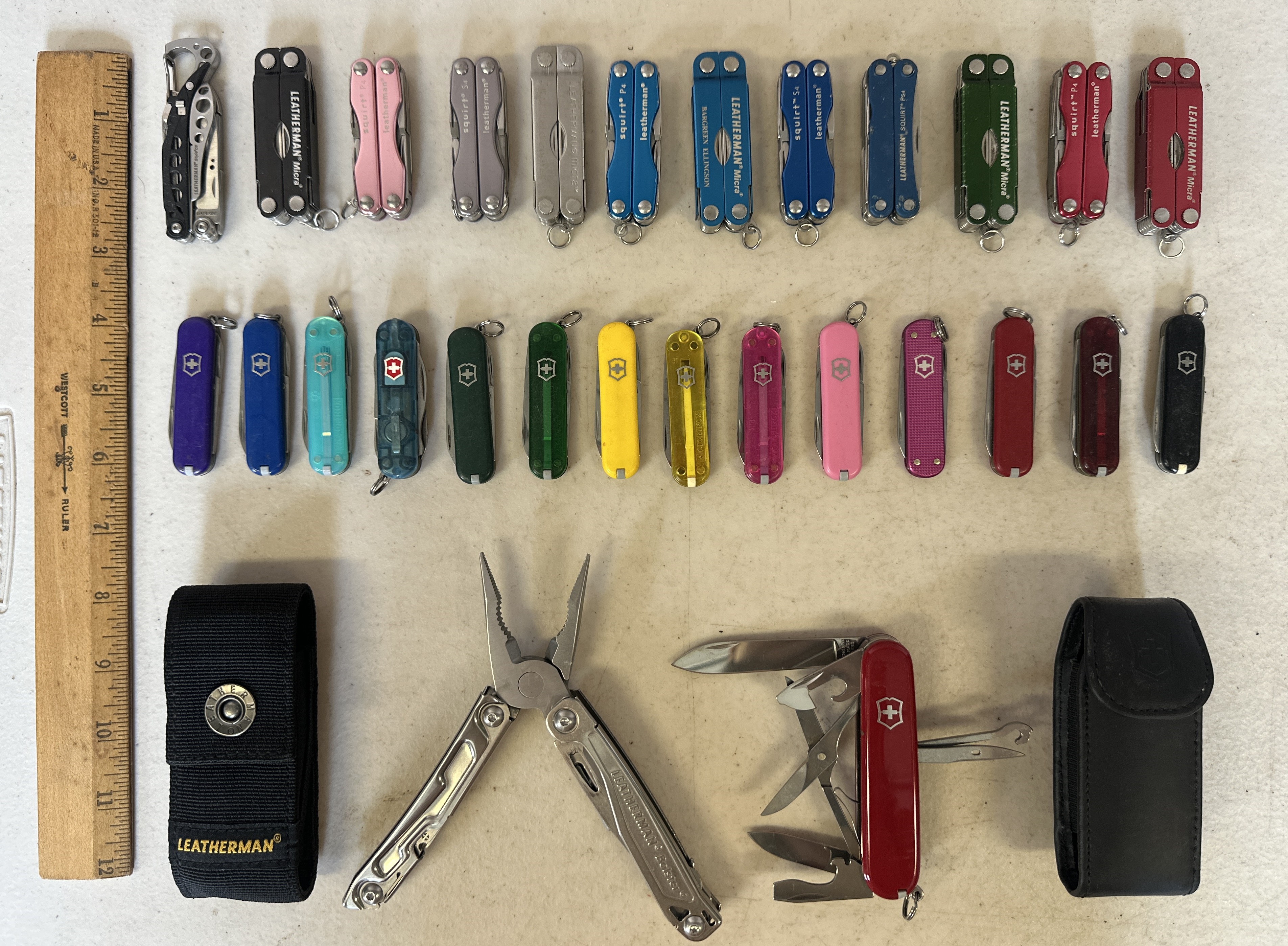 Assorted Multi Tools & Pocketknife - Assorted Leatherman and Victorinox Tools